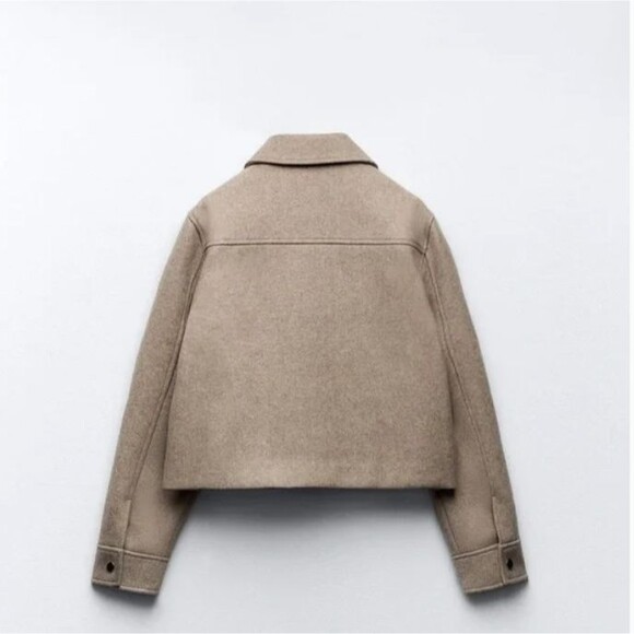 ZARA STUDIO FAUX WOOL METAL BUTTON CROPPED JACKET Biege Size Medium - Picture 3 of 10